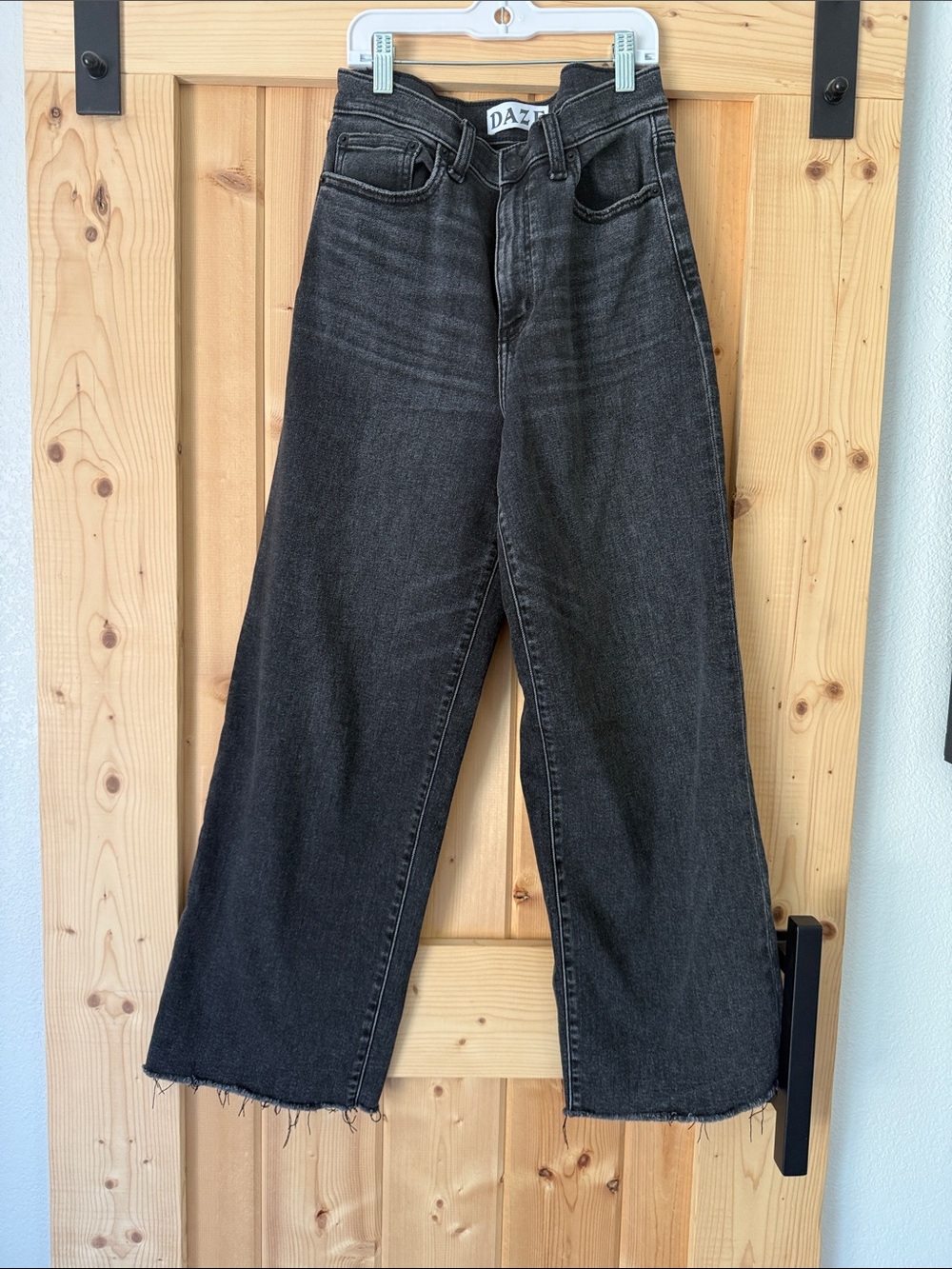 DAZE Black High-Rise Wide-Leg Jeans with Raw Hem